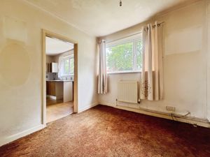 Dining Room - click for photo gallery